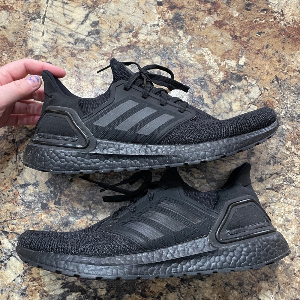 Adidas Men’s Ultraboost Primeblue Triple Black Running Shoes, Sz 9.5